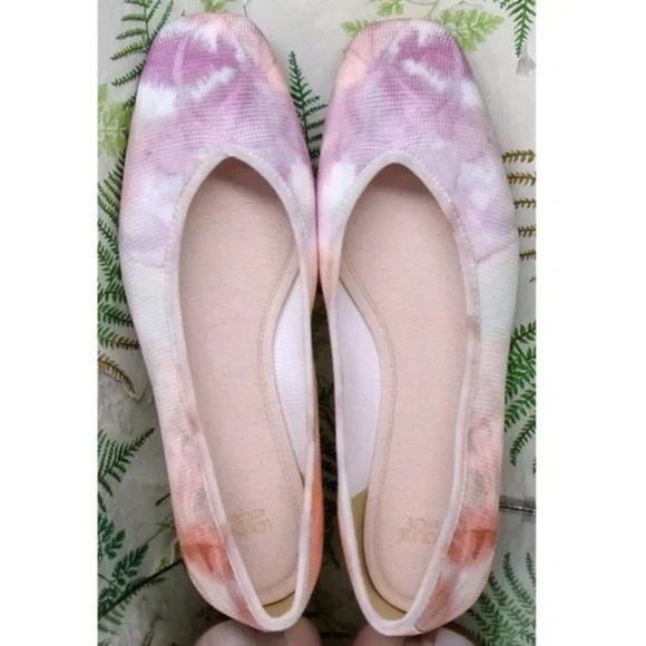NWT Louise et Cie Alyah Tie Dye Ballet Flats Shoes Slip On Purple White US 6.5 - Picture 2 of 4